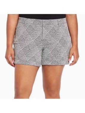 Torrid Black and White Plaid Shorts Size 26 New